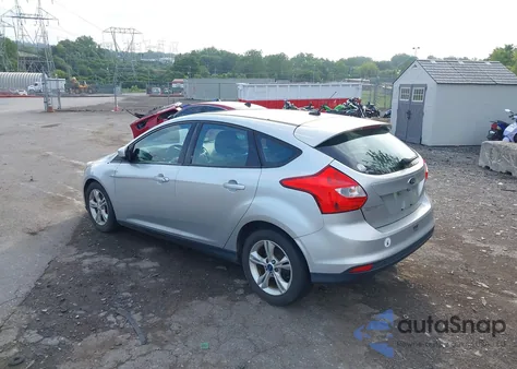 2012 Ford Focus Se z USA, uszkodzony, nr VIN 1FAHP3K22CL399114